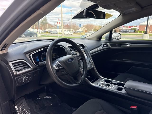 Used 2019 Ford Fusion SE AWD/4WD image 9