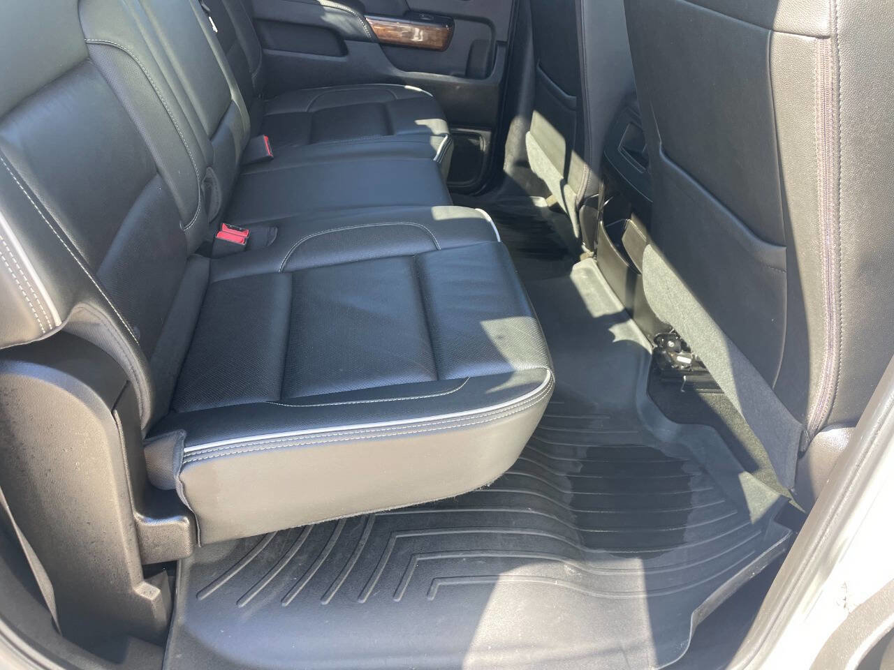 Used 2018 Chevrolet Silverado 2500 High Country AWD/4WD image 28