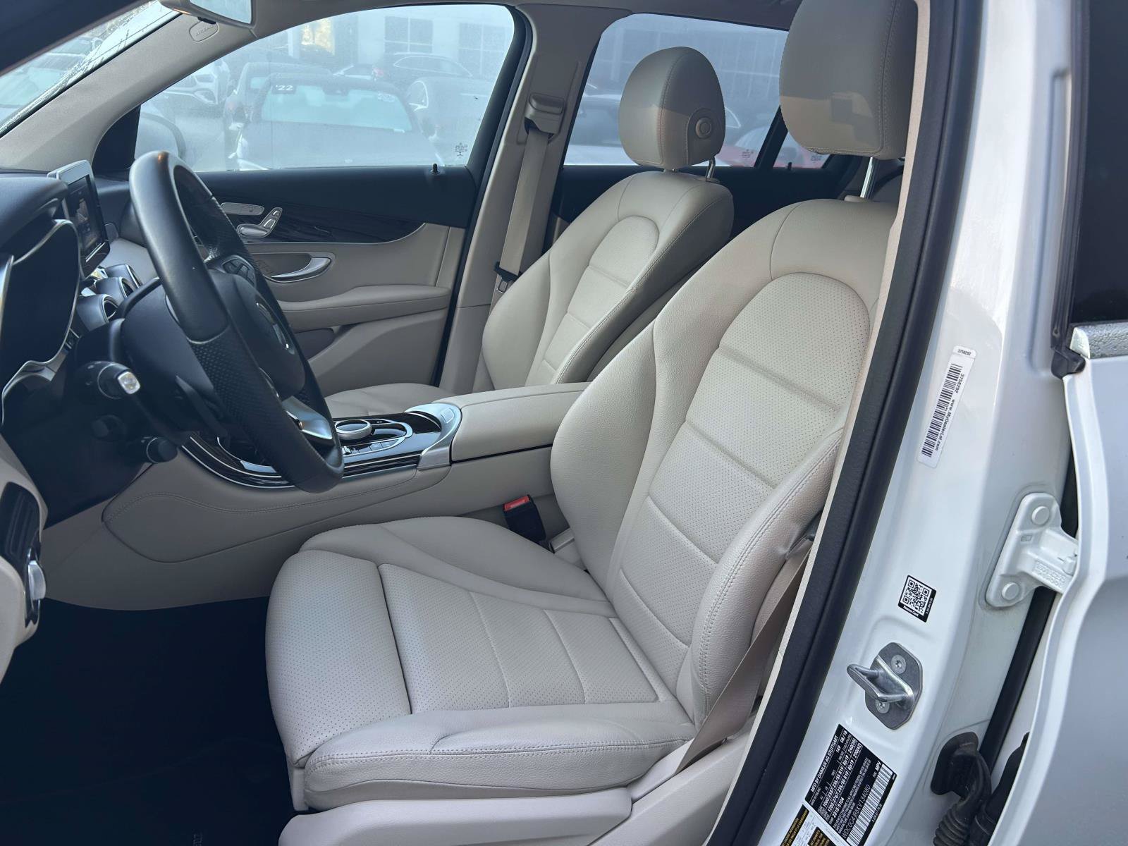 Used 2019 Mercedes-Benz GLC 300 image 22