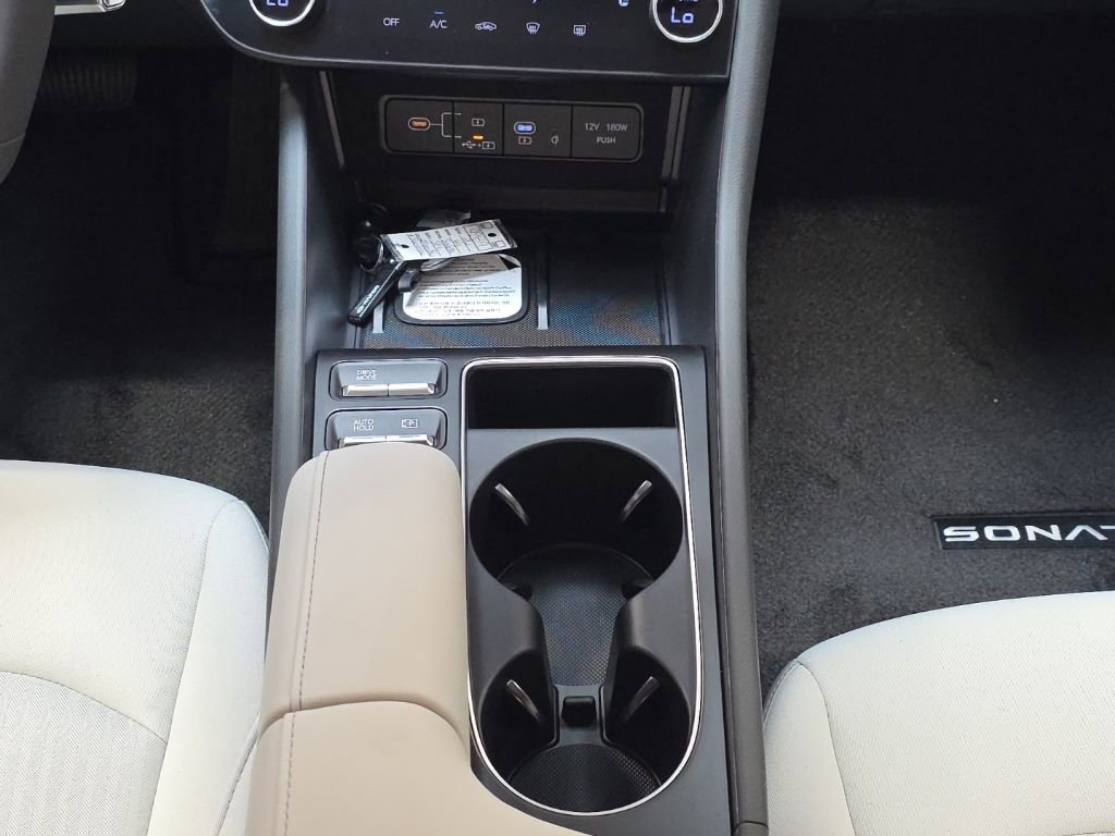 New 2026 Hyundai Sonata SEL FWD image 21