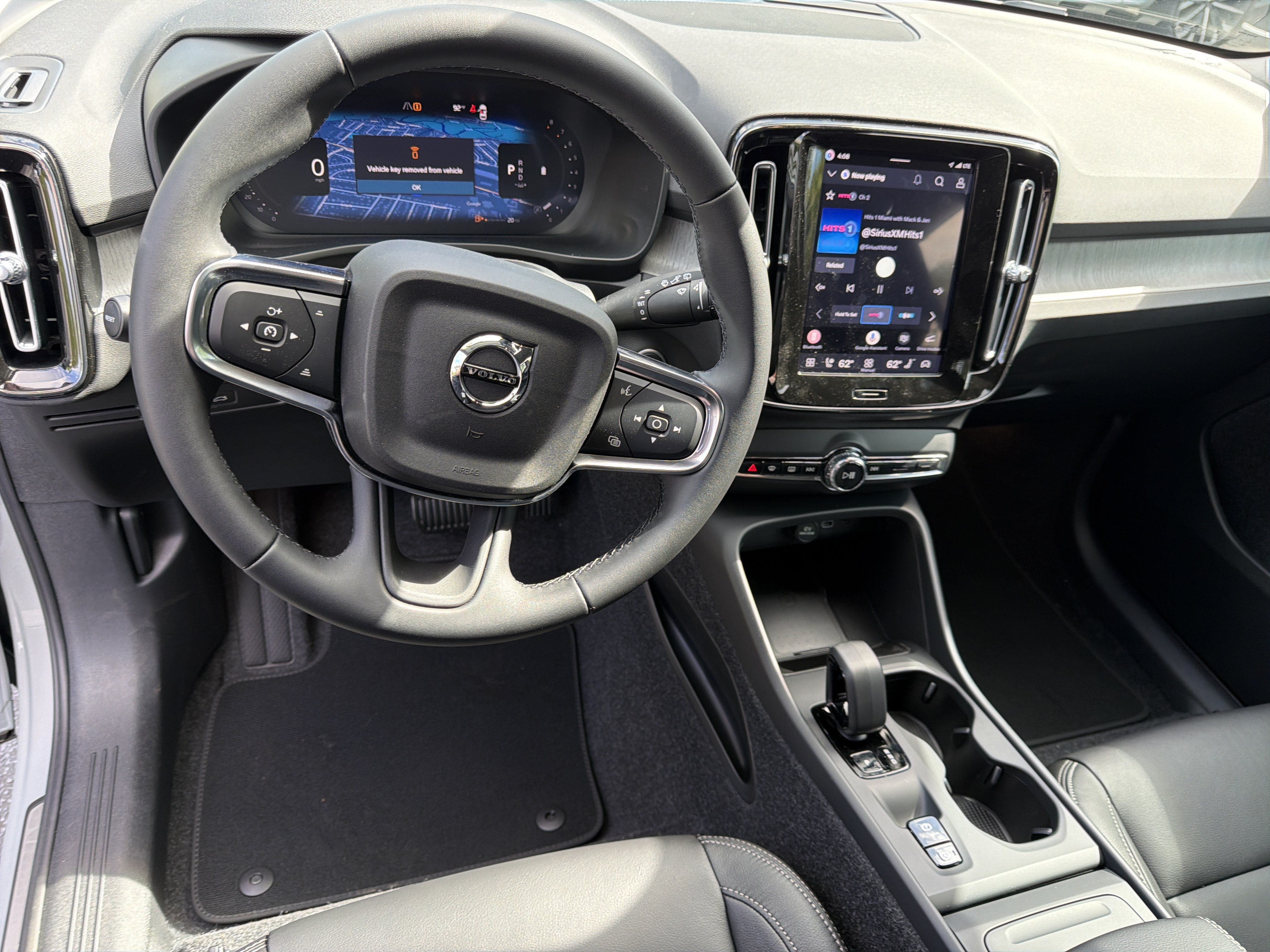 New 2026 Volvo XC40 B4 Core w/ Climate Package FWD image 18