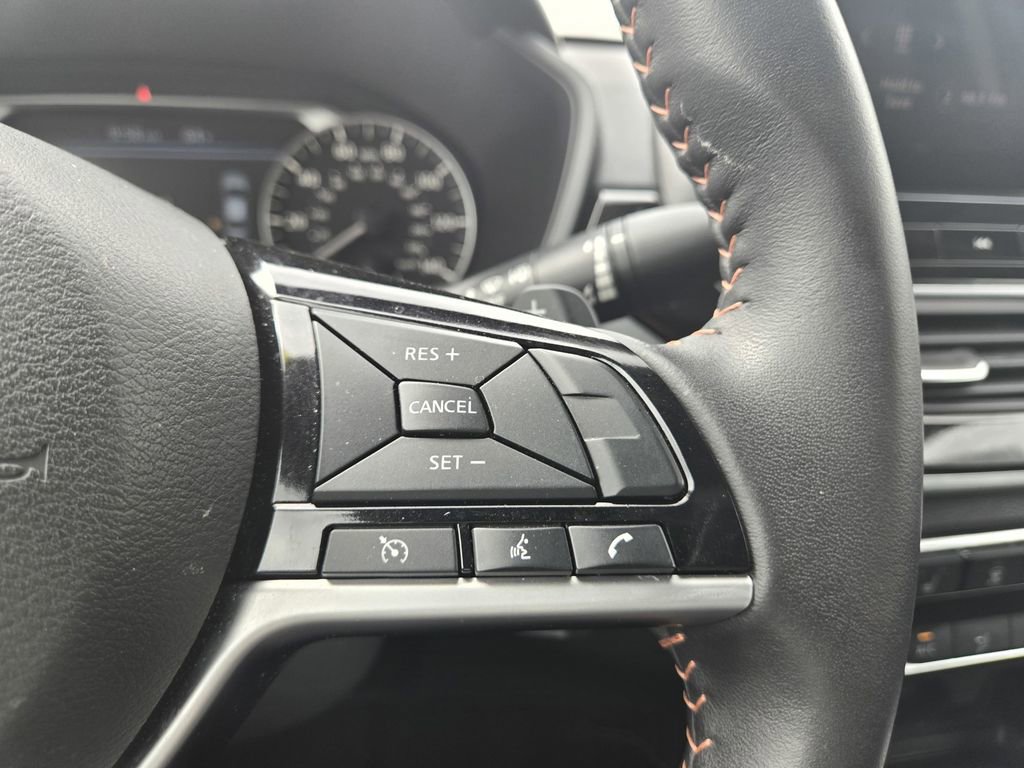 Used 2023 Nissan Altima 2.5 SR w/ SR Premium Package FWD image 19