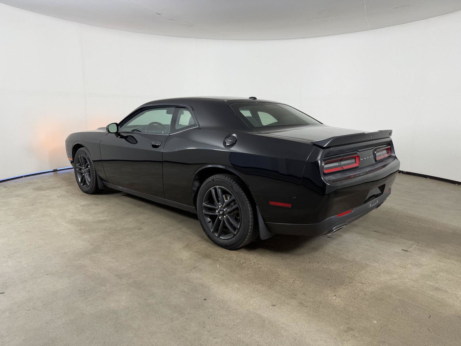 Used 2019 Dodge Challenger SXT w/ Blacktop Package AWD/4WD image 10
