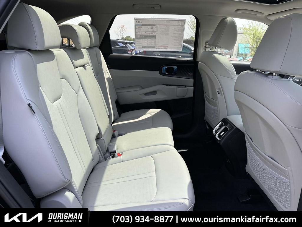 New 2025 Kia Sorento S w/ Panoramic Sunroof Package image 23