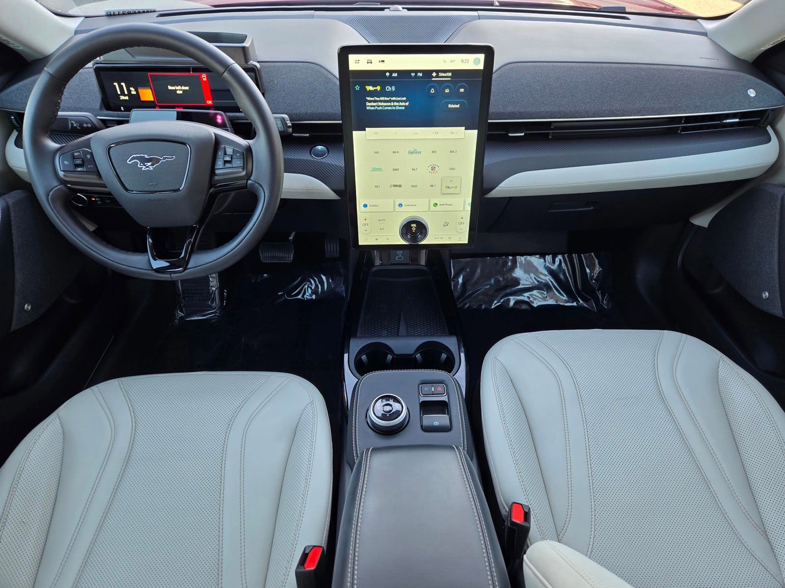Used 2022 Ford Mustang Mach-E Premium image 13