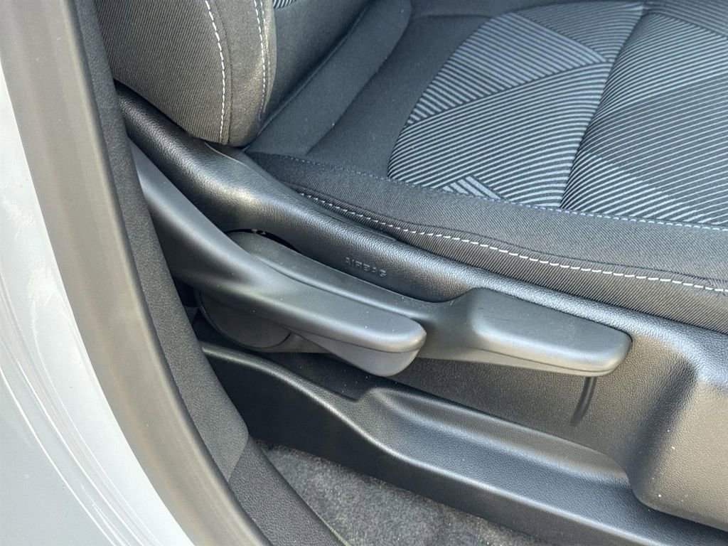 New 2027 Chevrolet Bolt LT w/ Comfort Package image 32