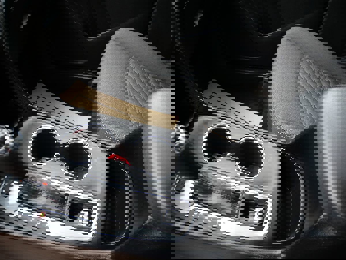 Used 2020 Chevrolet Equinox LT image 15