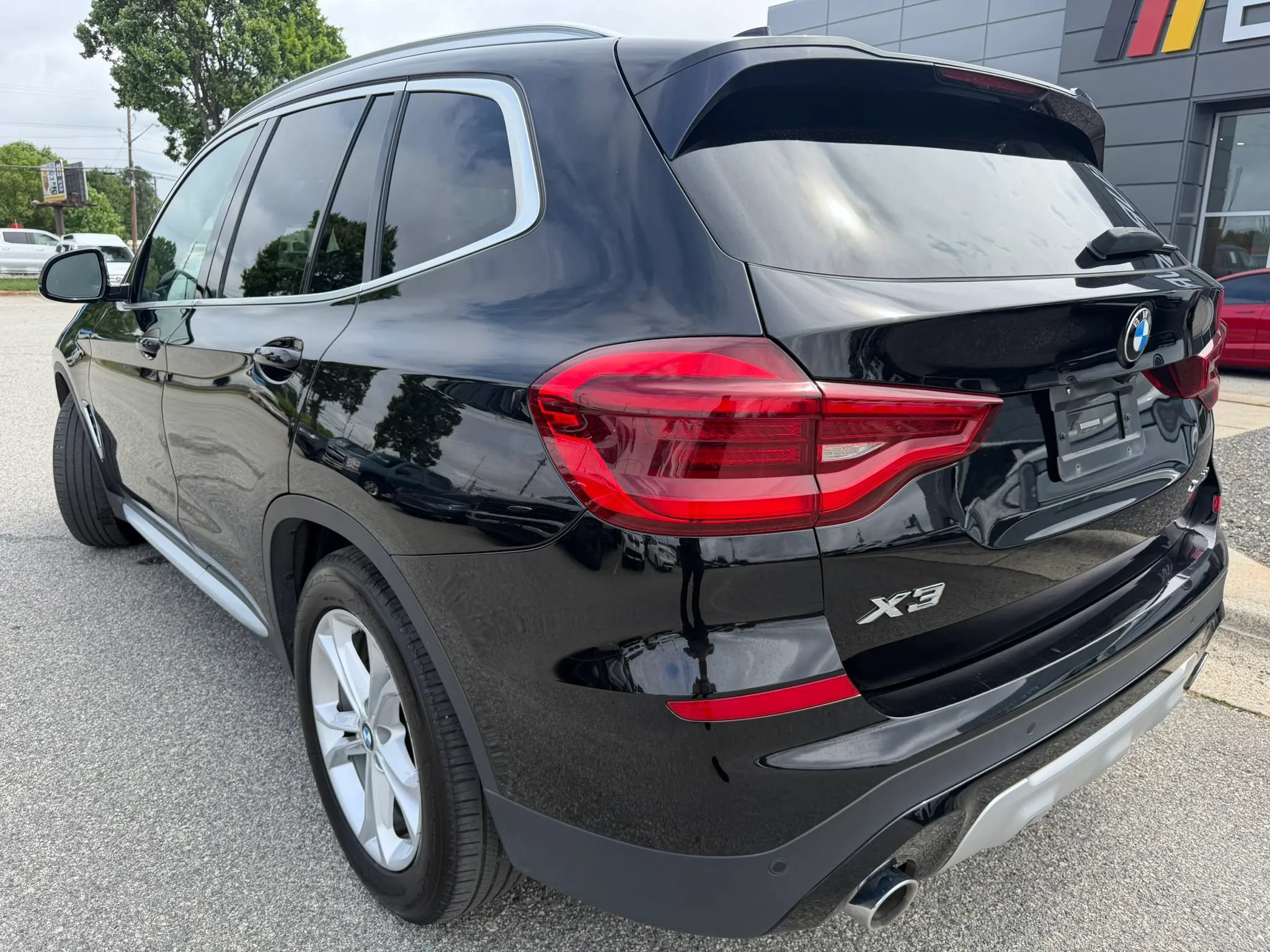 Used 2020 BMW X3 xDrive30i AWD/4WD image 3