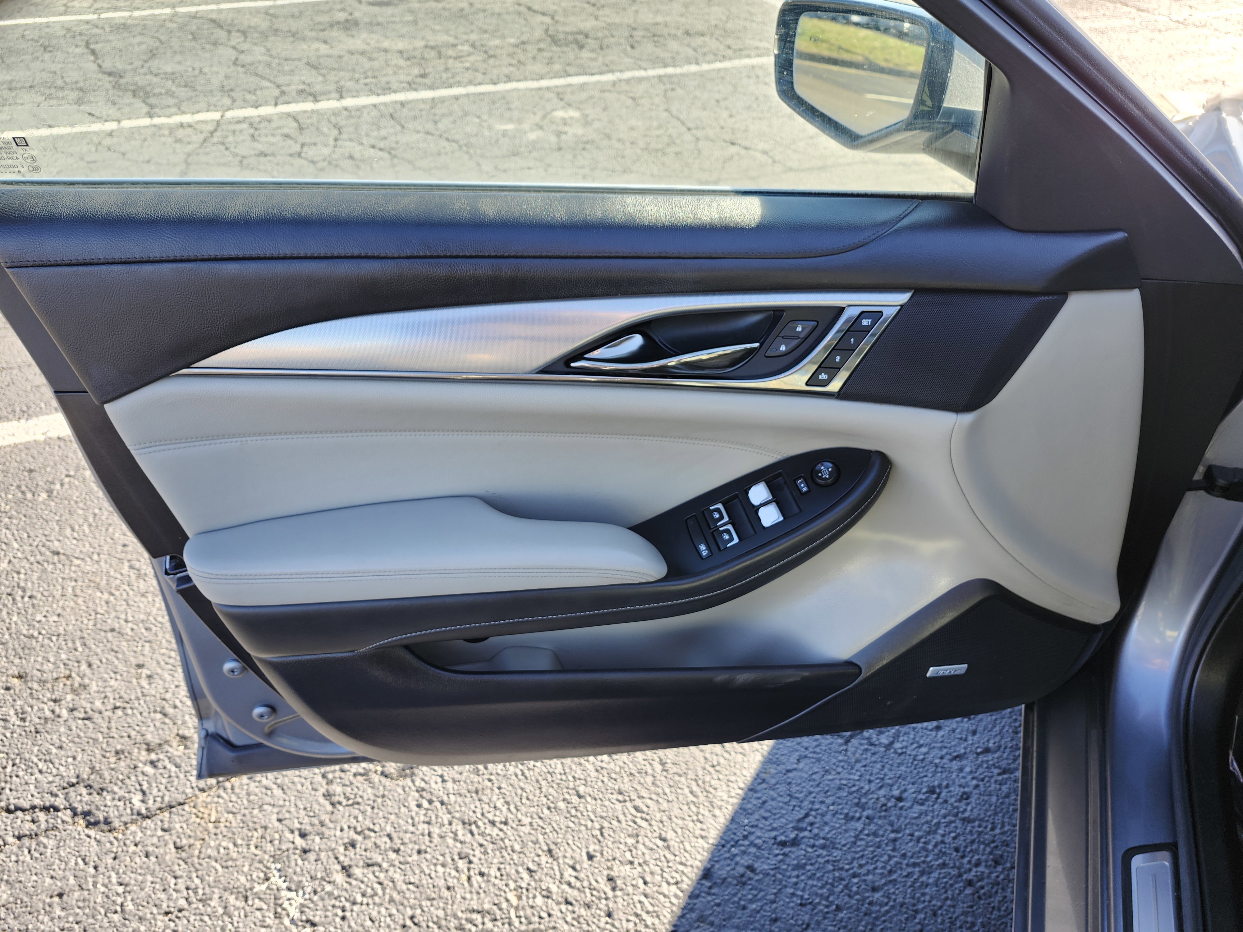 Used 2019 Cadillac CTS Luxury image 27