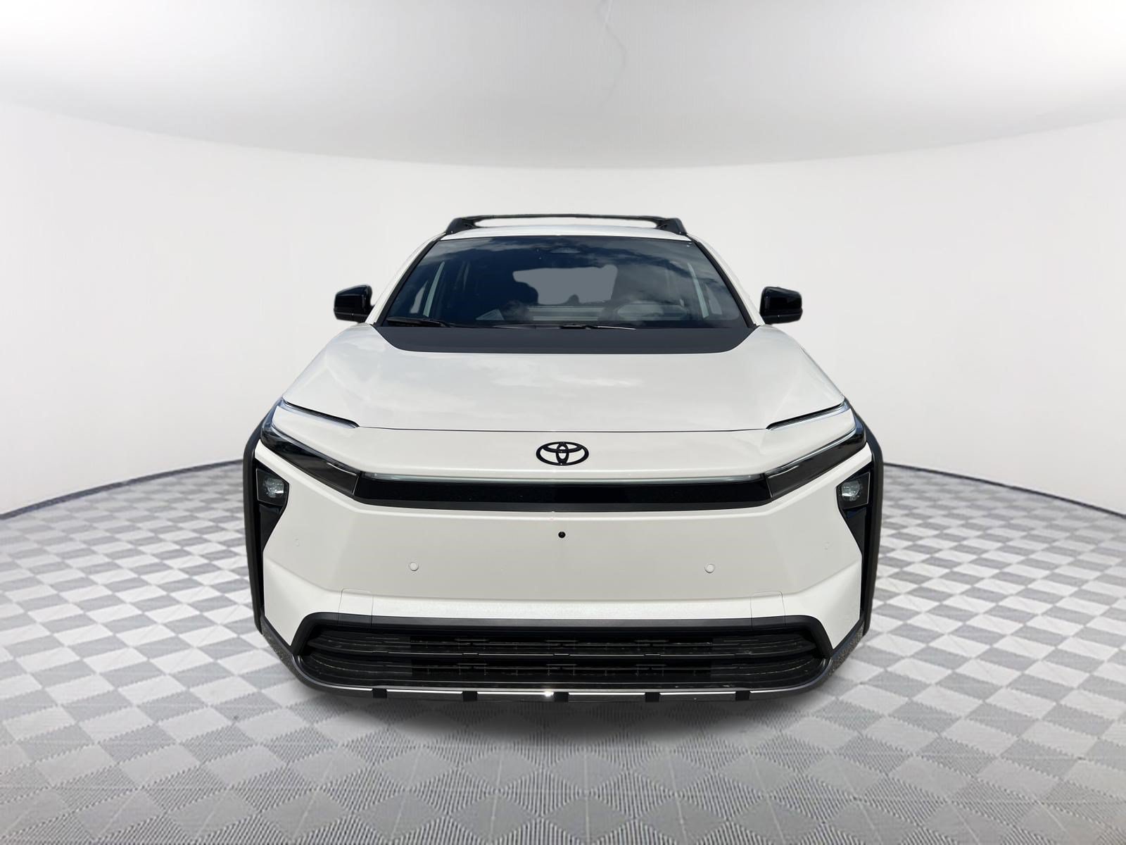 New 2026 Toyota bZ Woodland AWD/4WD video 2