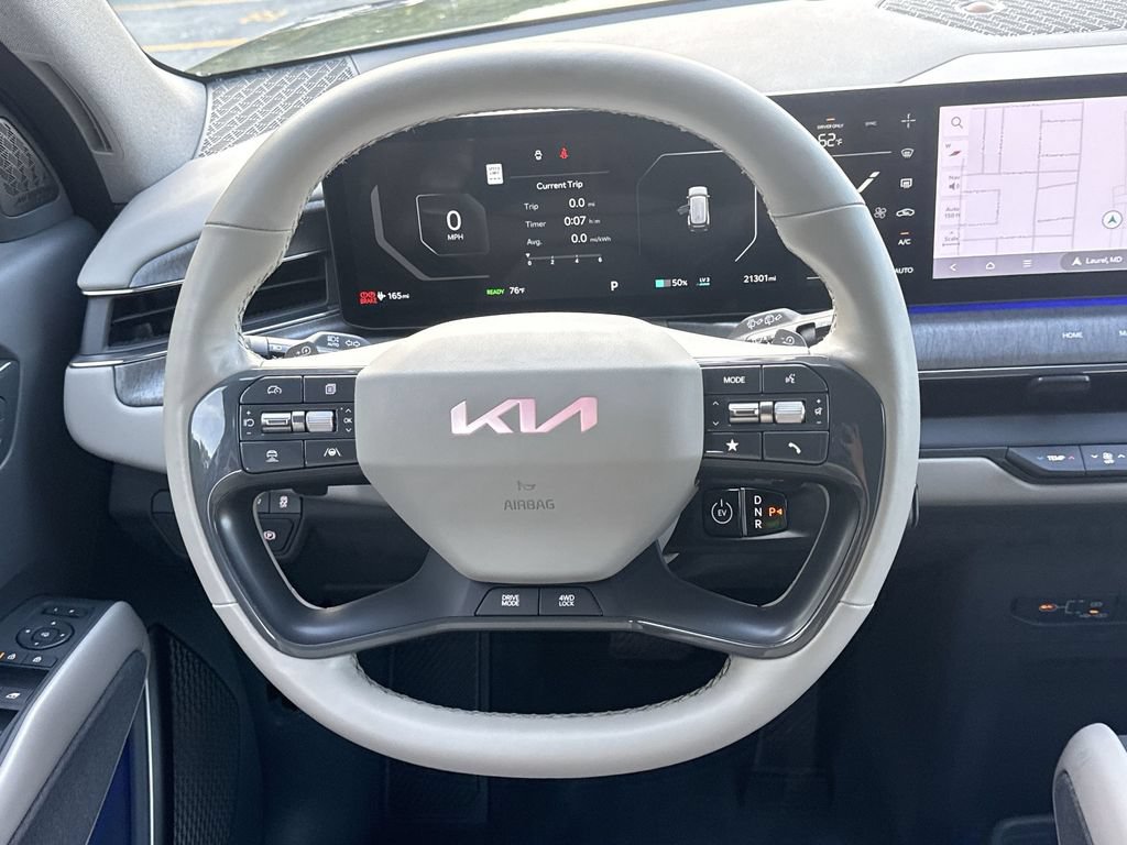 Used 2024 Kia EV9 Land AWD/4WD image 11