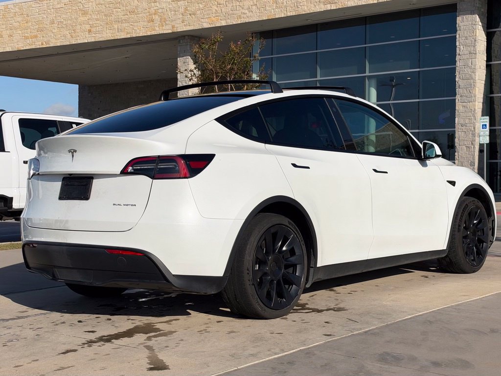 Used 2023 Tesla Model Y Long Range AWD/4WD image 14