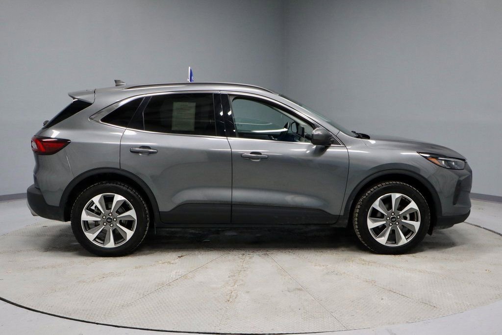 Certified 2025 Ford Escape Platinum image 7