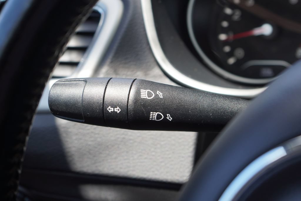 Used 2021 Jeep Compass Latitude w/ Convenience Group AWD/4WD image 16