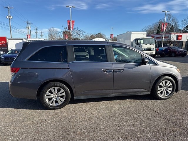 Used 2016 Honda Odyssey SE image 5