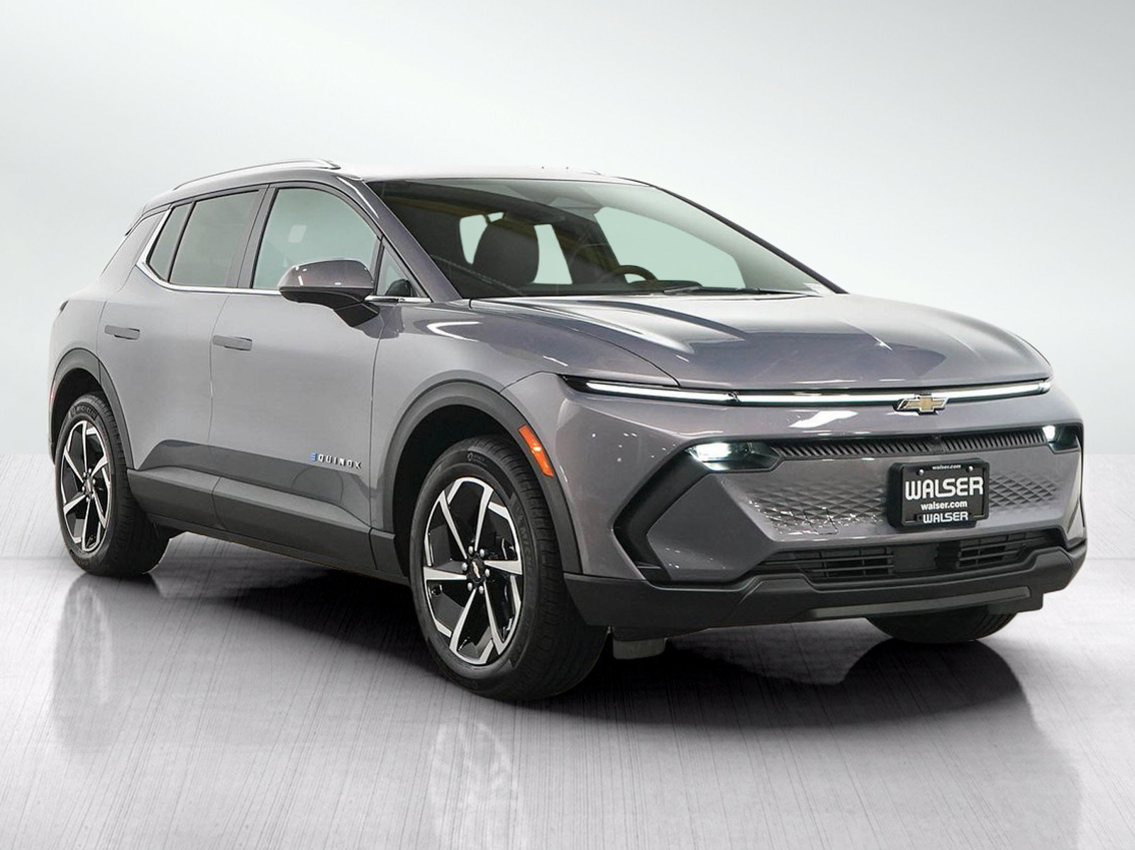 Used 2026 Chevrolet Equinox EV LT AWD/4WD image 8