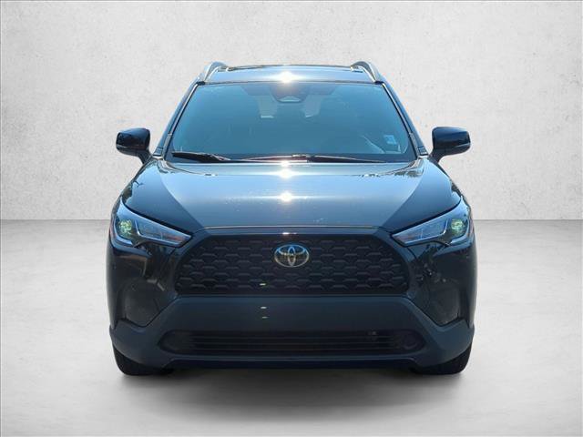 Used 2023 Toyota Corolla Cross LE w/ Moonroof Package FWD video 2