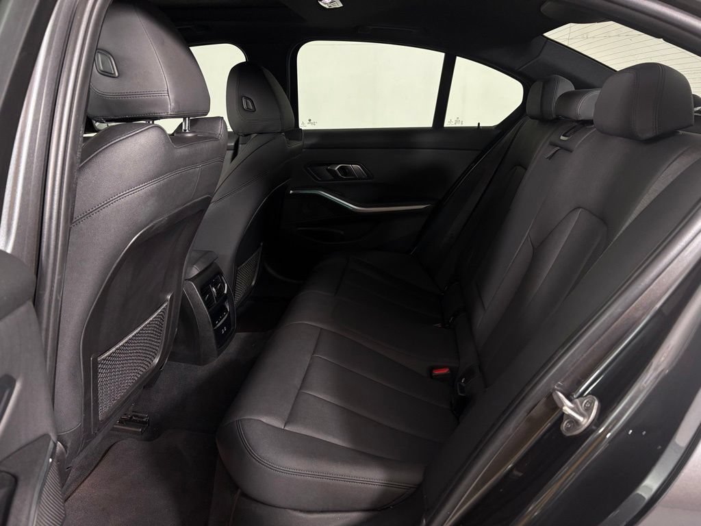 Used 2021 BMW 330i Sedan w/ Convenience Package RWD image 34