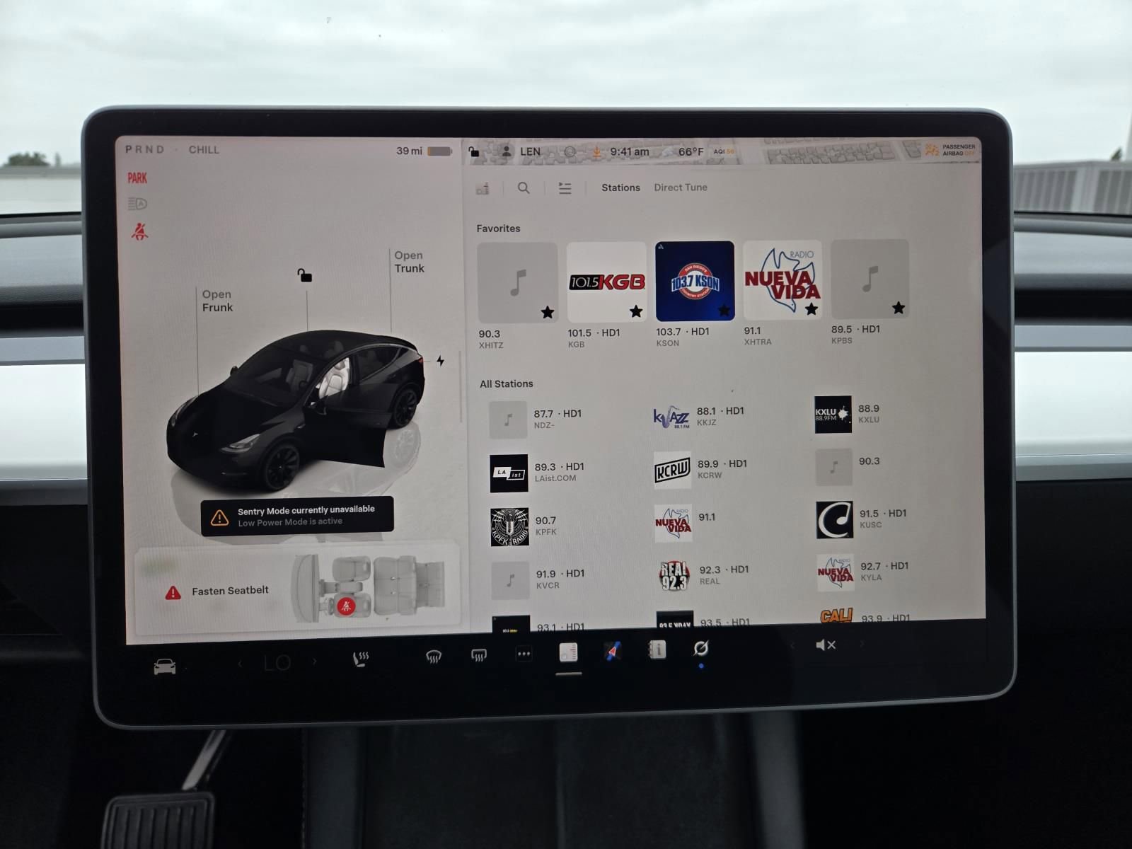 Used 2023 Tesla Model Y Long Range AWD/4WD image 11