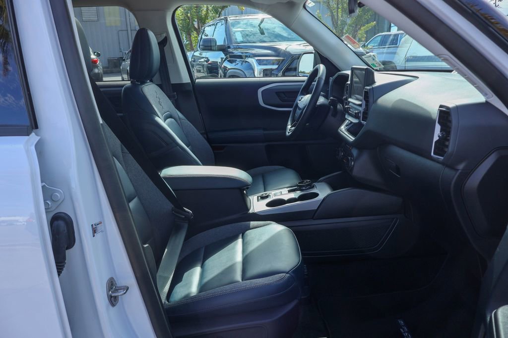 Used 2024 Ford Bronco Sport Outer Banks w/ Tech Package image 9