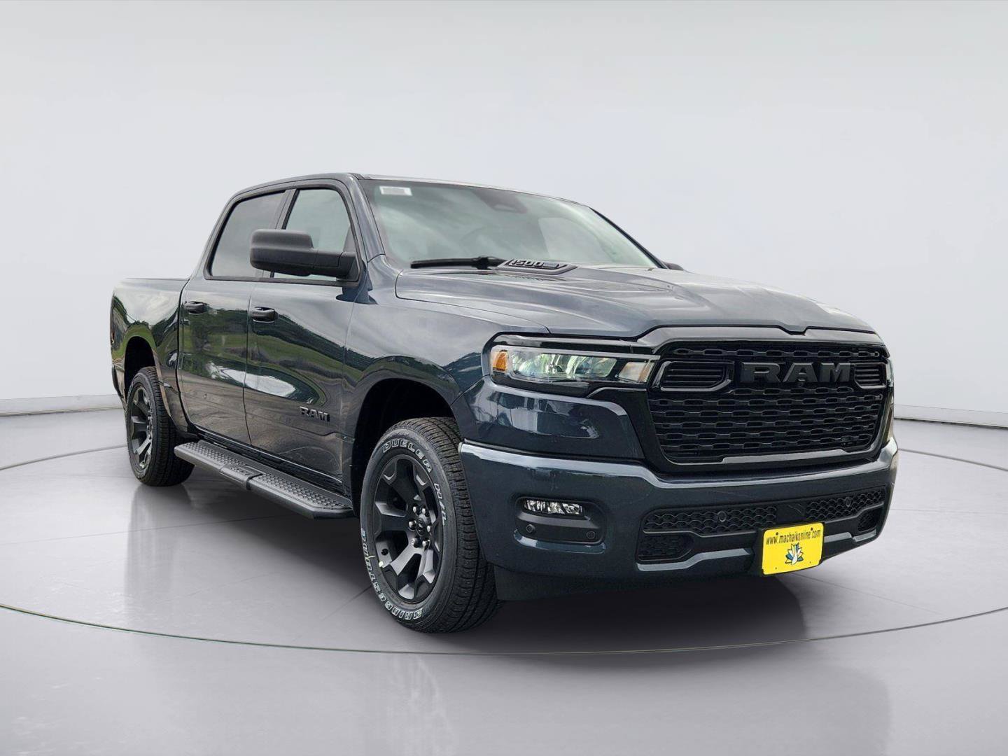 New 2026 RAM 1500 Express AWD/4WD image 7