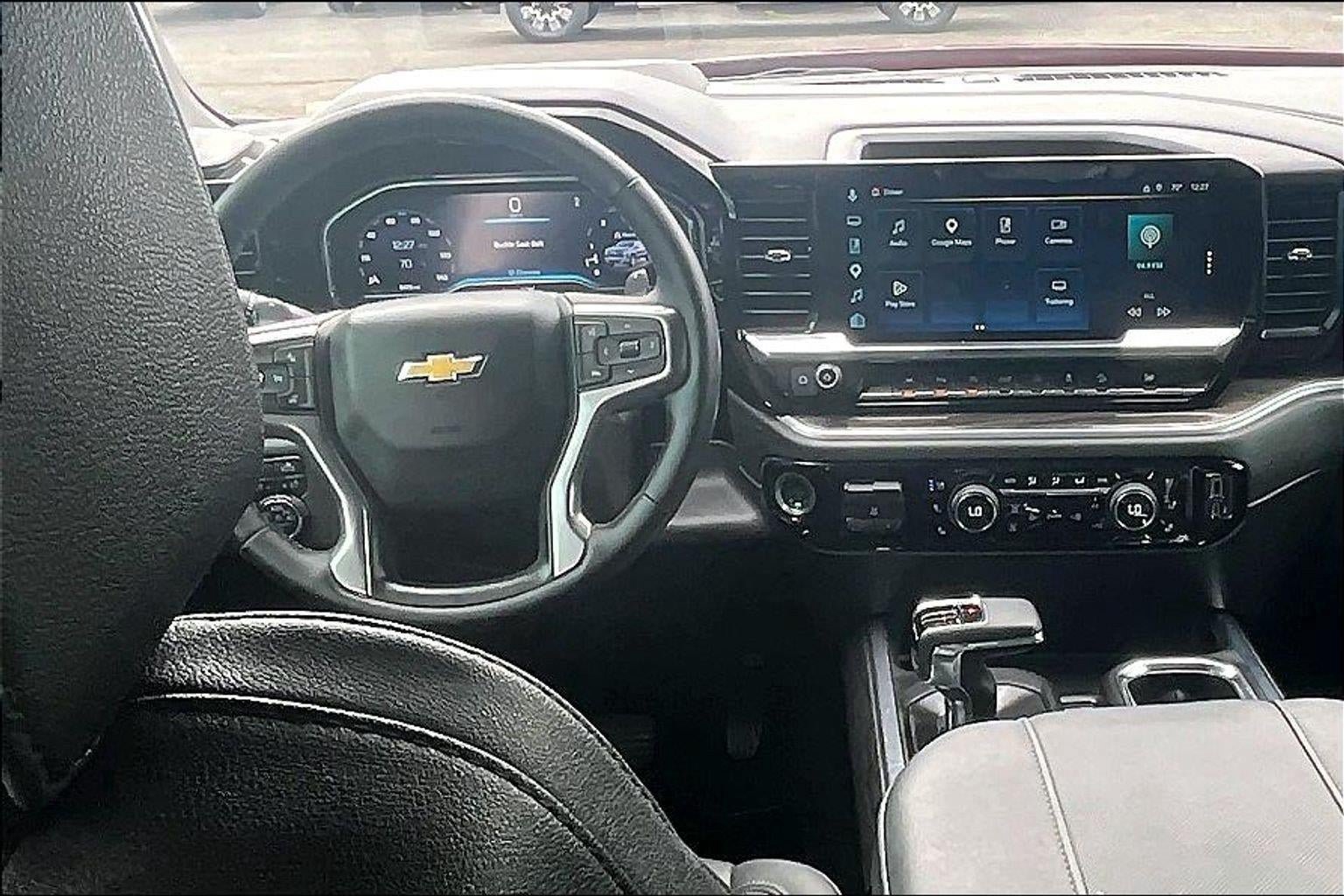 Used 2025 Chevrolet Silverado 1500 LTZ w/ LTZ Premium Package AWD/4WD image 5