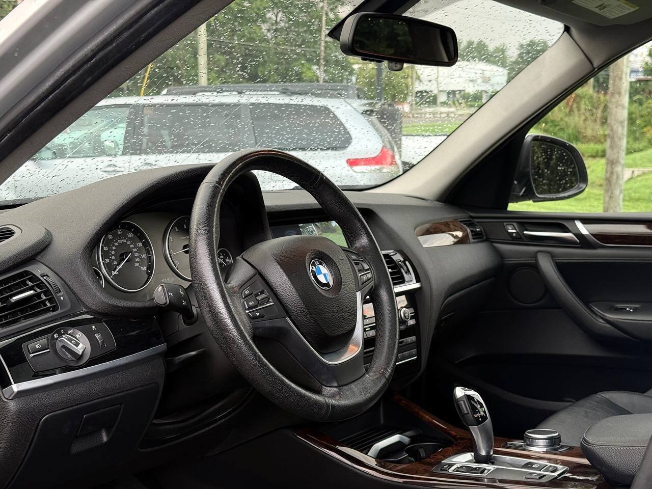 Used 2017 BMW X3 sDrive28i RWD image 13