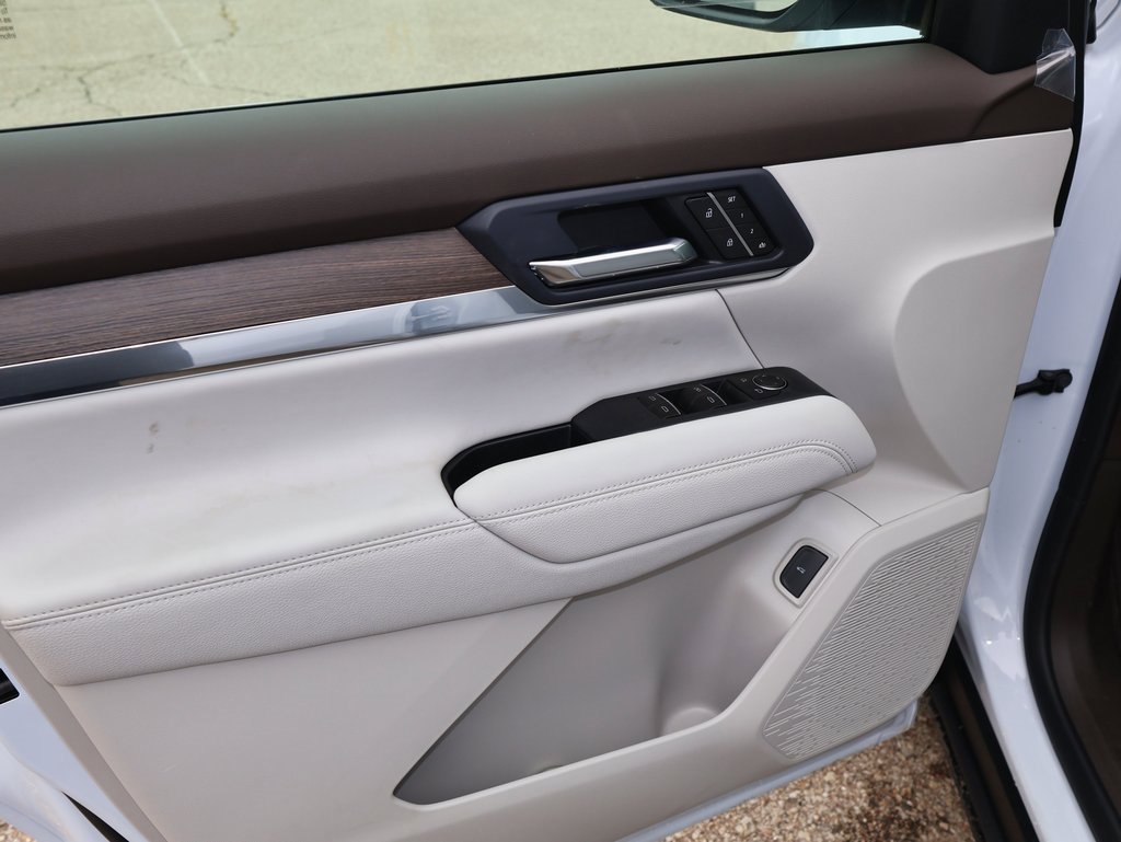 New 2026 GMC Terrain Denali w/ LPO, Floor Liner Package image 9