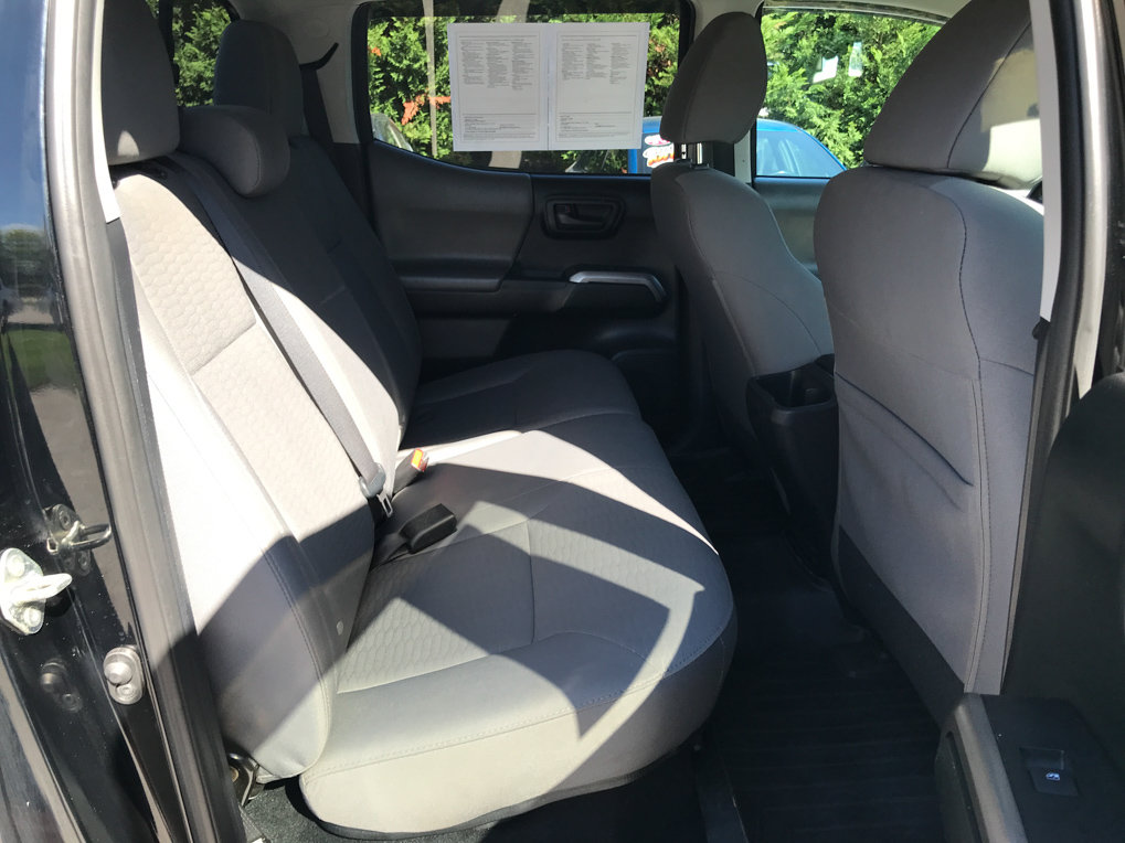 Used 2017 Toyota Tacoma SR5 AWD/4WD image 27