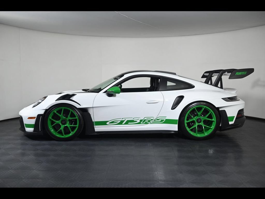 Used 2023 Porsche 911 GT3 RS RWD image 2
