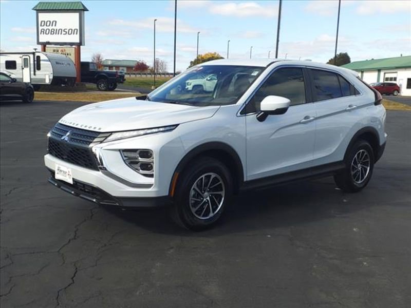 Used 2024 Mitsubishi Eclipse Cross ES image 8