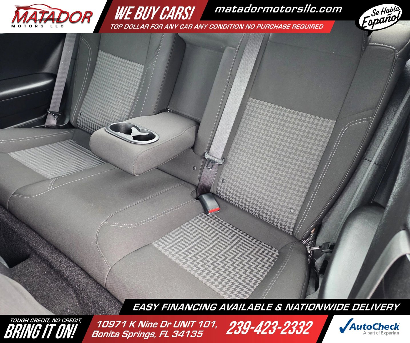 Used 2021 Dodge Challenger SXT RWD image 13