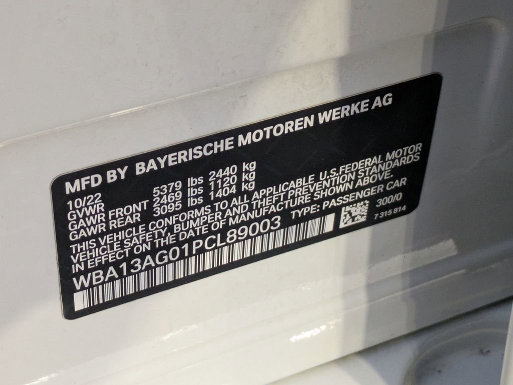 Used 2023 BMW 530e image 32