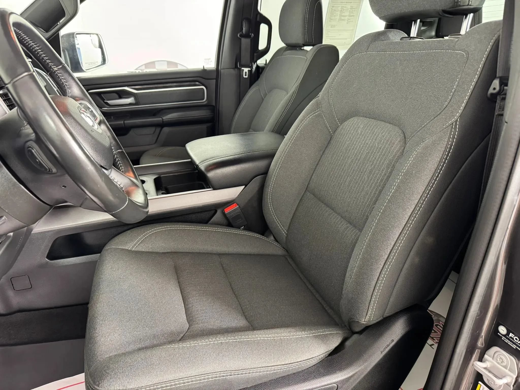 Used 2021 RAM 1500 Big Horn AWD/4WD image 32