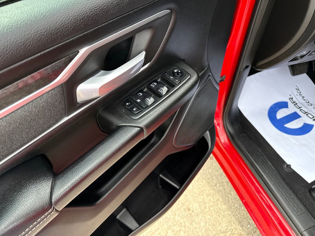 Used 2019 RAM 1500 Big Horn AWD/4WD image 11