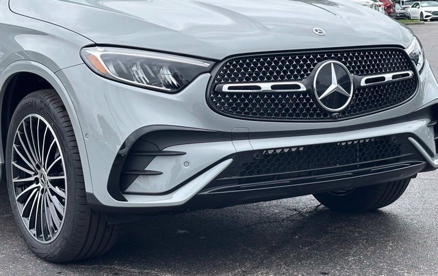 New 2027 Mercedes-Benz GLC 300 4MATIC image 2