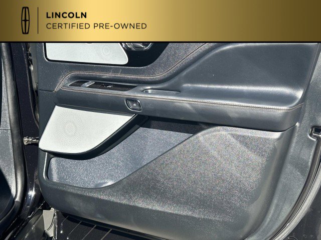 Certified 2025 Lincoln Aviator Black Label image 33