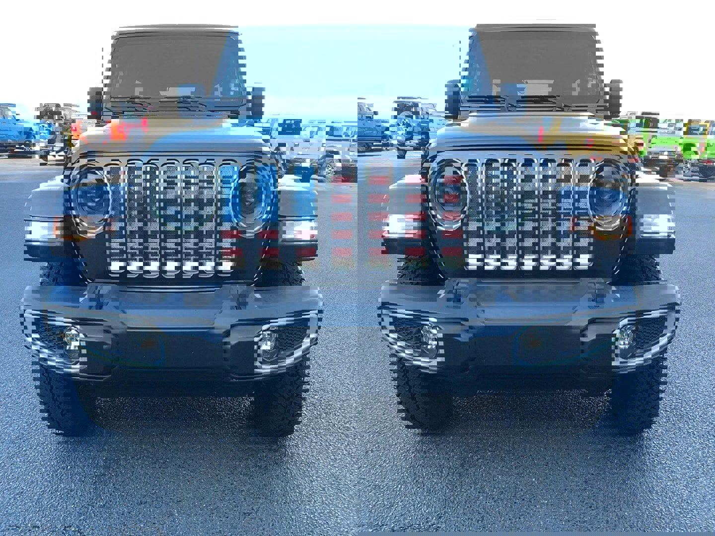 Used 2021 Jeep Wrangler Unlimited Sahara image 2