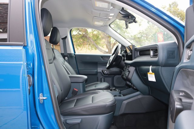 New 2025 Ford Maverick Lariat w/ Black Appearance Package image 23