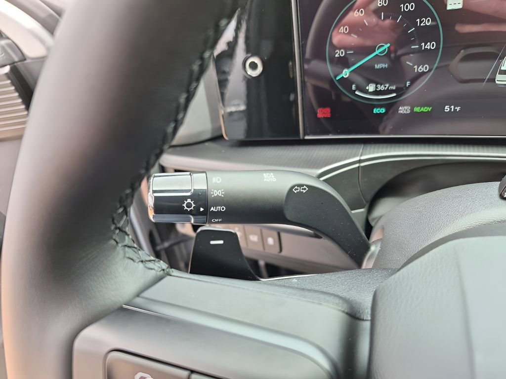 Used 2025 Hyundai Santa Fe Calligraphy image 36