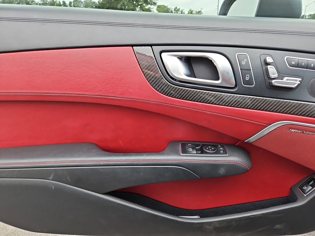 Used 2018 Mercedes-Benz SL 550 image 27