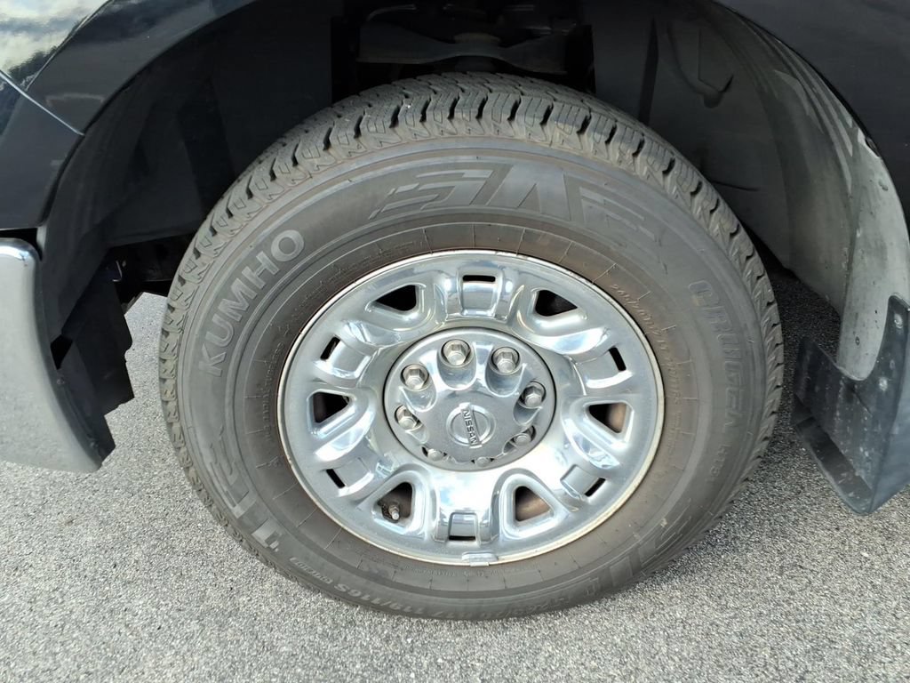Used 2017 Nissan NV 3500 SL RWD image 10