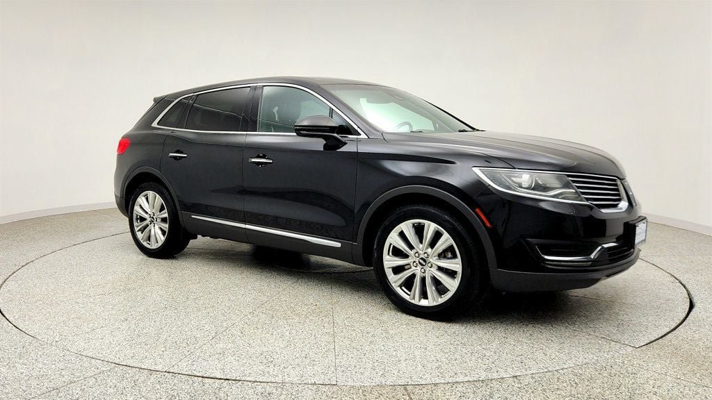 Used 2016 Lincoln MKX Reserve w/ Climate Package AWD/4WD image 3