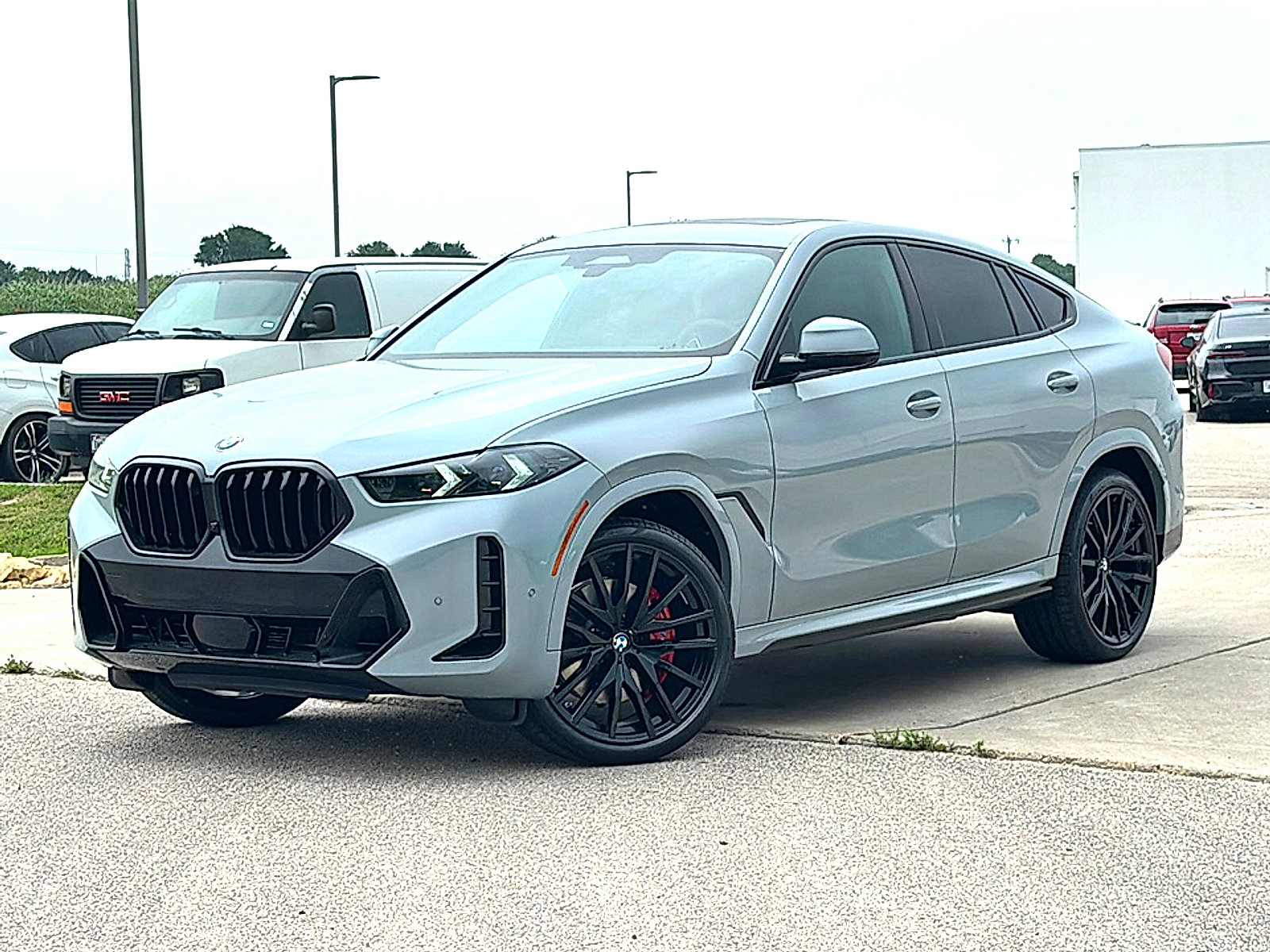 New 2027 BMW X6 xDrive40i AWD/4WD image 2