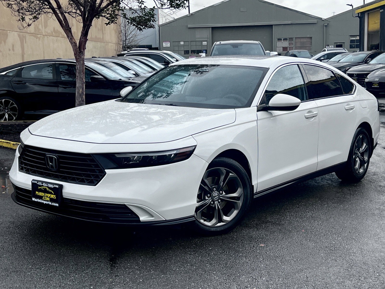 Used 2023 Honda Accord EX image 2