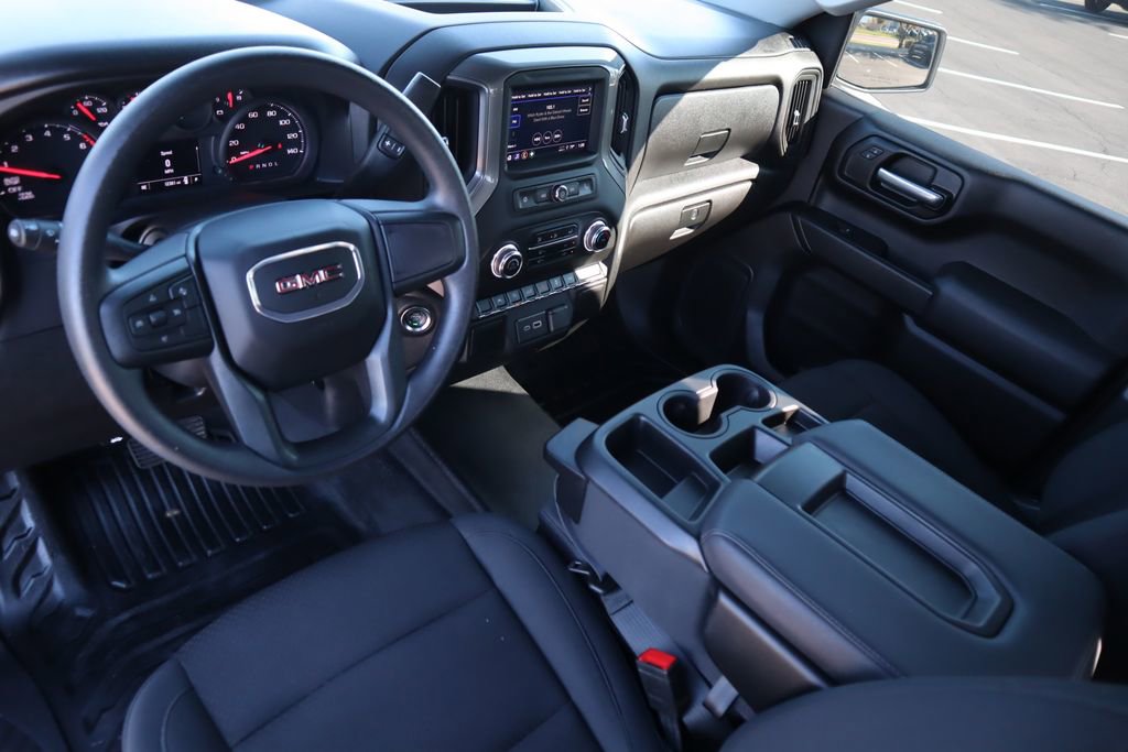 Used 2025 GMC Sierra 1500 Pro w/ Pro Value Package image 9