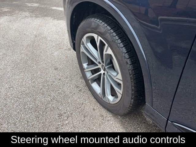 Used 2025 Audi Q7 2.0T Premium w/ Convenience Plus Package image 13