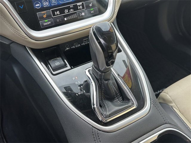 Used 2024 Subaru Outback Limited image 32