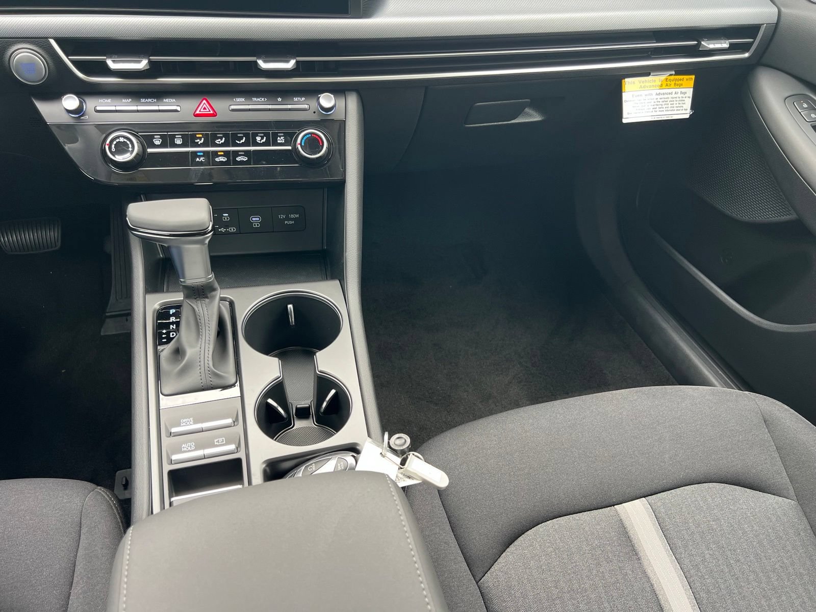 New 2026 Hyundai Sonata SE FWD image 32