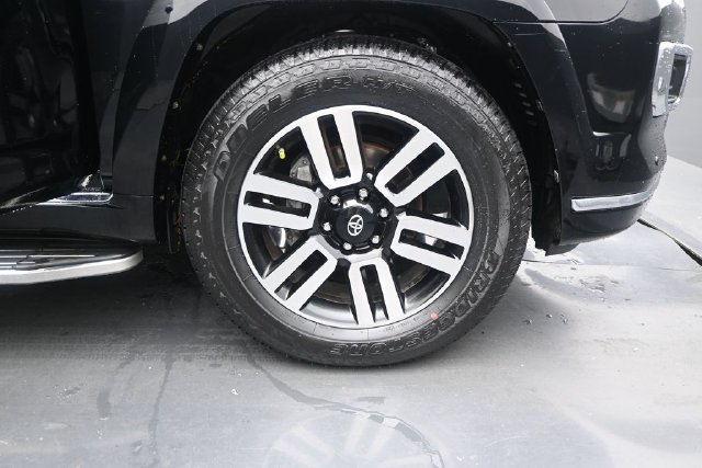 Used 2014 Toyota 4Runner Limited RWD image 20